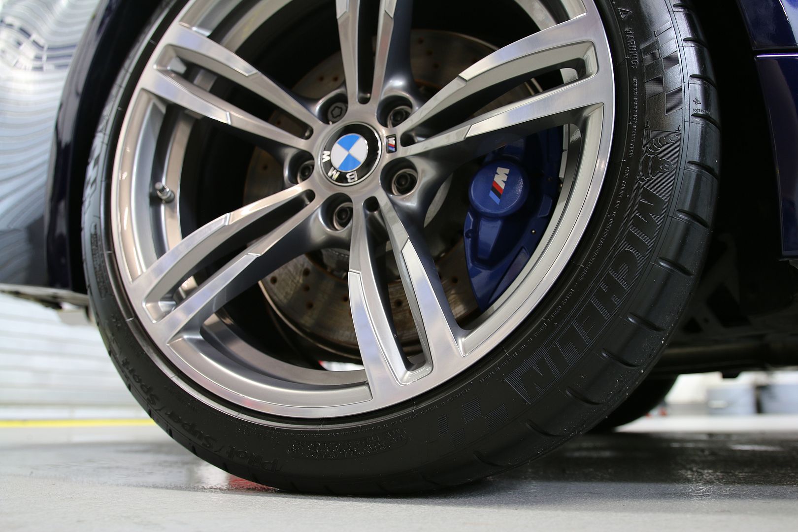 Quick Detailing Tip Cleaning and Dressing Tires Detailer's Domain